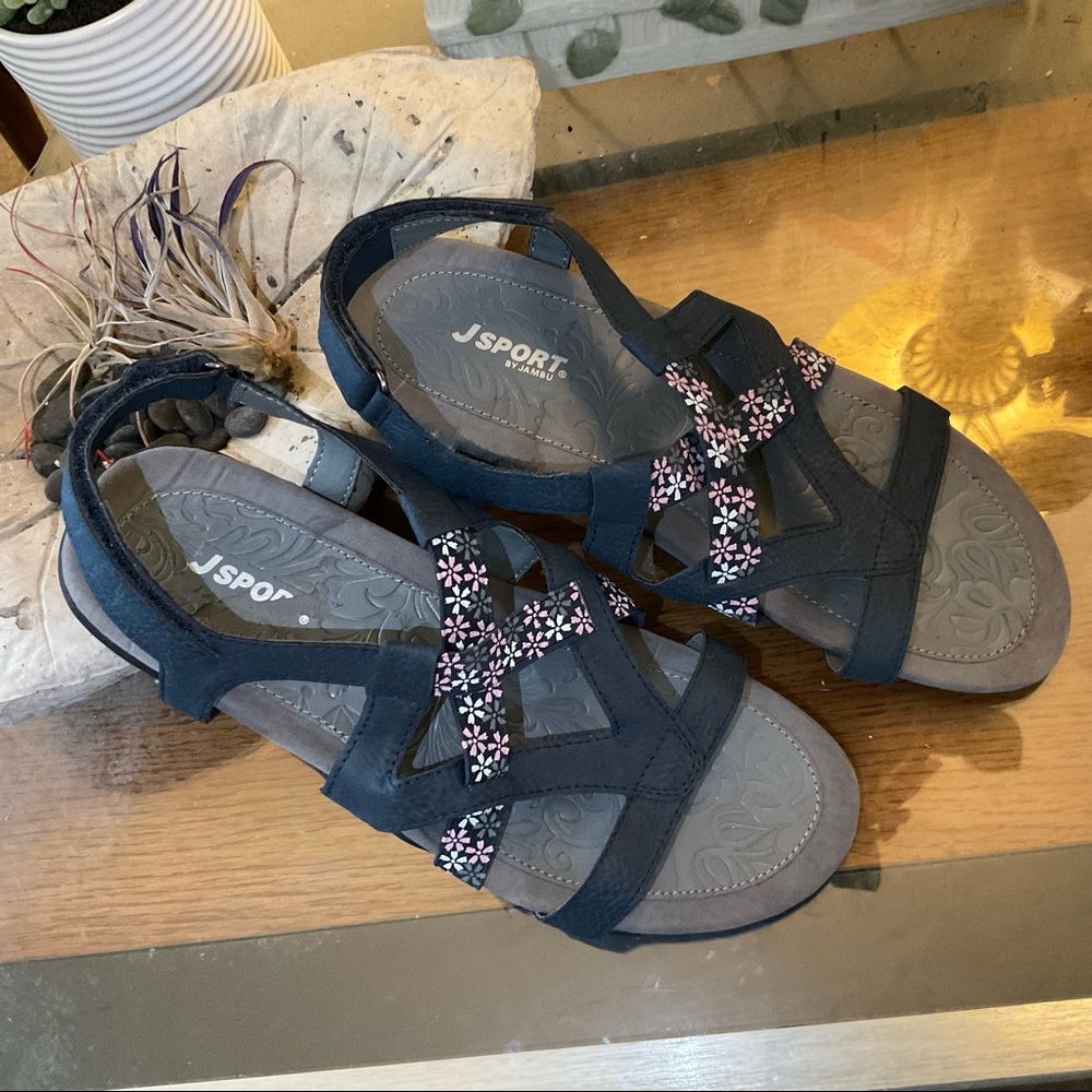 J SPORT by JAMBU WOODLAND SANDALS SZ 8
